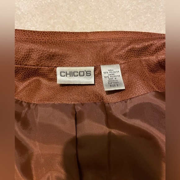 Chico’s zip up faux leather blazer/jacket-2=size large like new - Picture 4 of 6